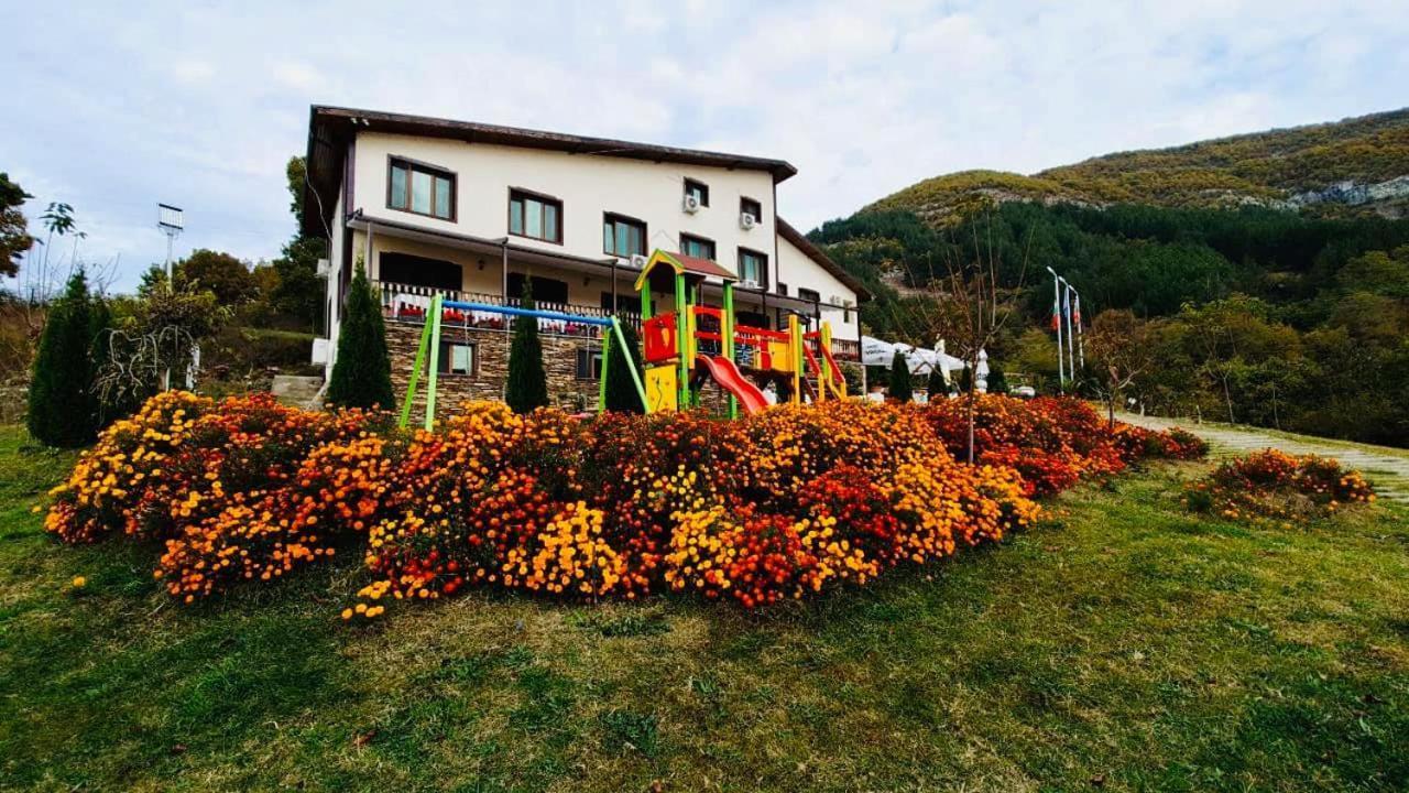 Family Hotel Borovitsa Pŭdartsi Exterior foto