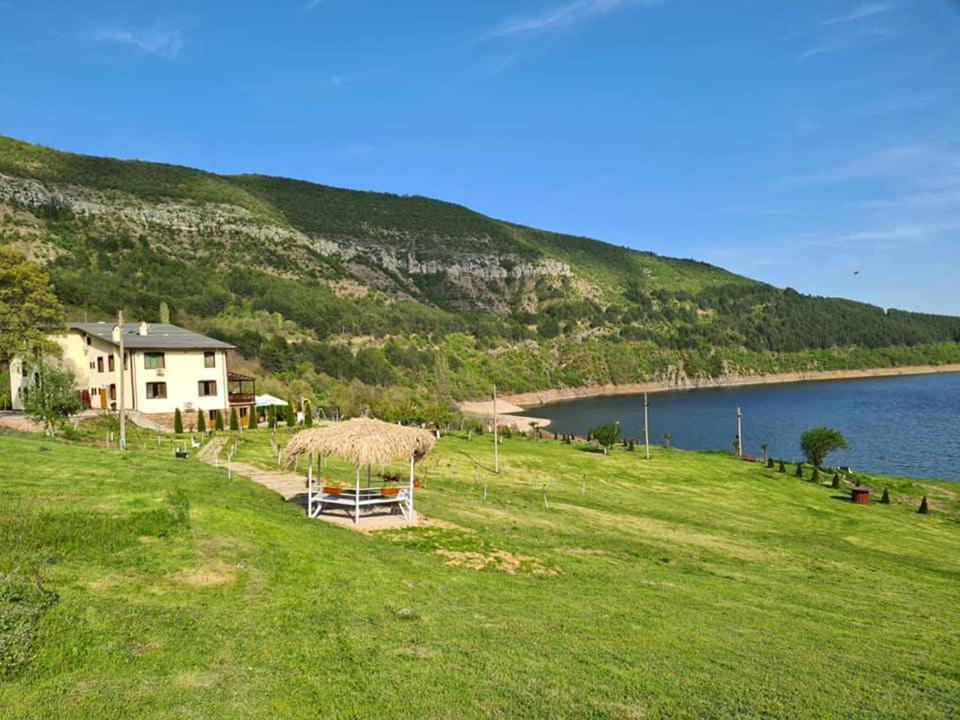 Family Hotel Borovitsa Pŭdartsi Exterior foto